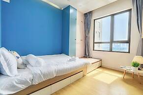 Modern Apartment - Garden Gate