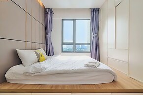 Modern Apartment - Garden Gate