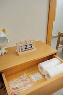 Modern Apartment - Garden Gate