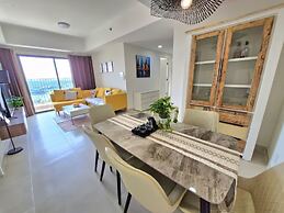 RAINBOW Sky Center TSN Airport