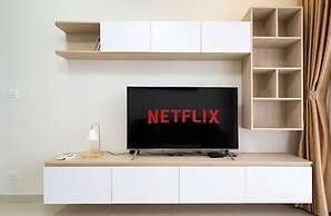 RAINBOW Sky Center TSN Airport