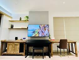 RAINBOW Sky Center TSN Airport