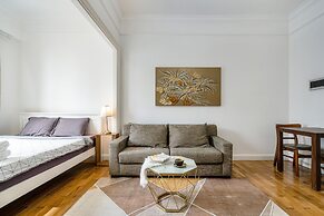 GEM Residence - The Manor Central