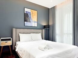 GEM Residence - The Manor Central