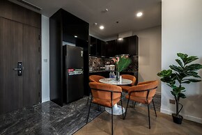 Lumiere Riverside - Luxury Condo District 2