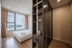 Lumiere Riverside - Luxury Condo District 2