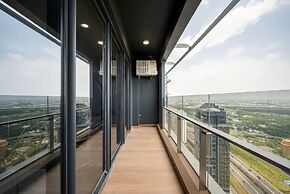 Lumiere Riverside - Luxury Condo District 2