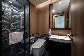 Lumiere Riverside - Luxury Condo District 2