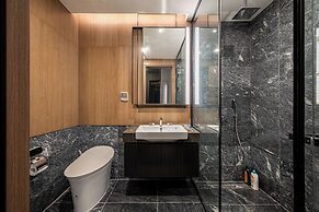 Lumiere Riverside - Luxury Condo District 2