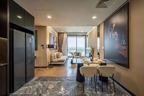 Lumiere Riverside - Luxury Condo District 2