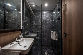 Lumiere Riverside - Luxury Condo District 2