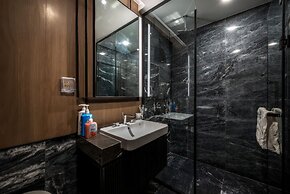 Lumiere Riverside - Luxury Condo District 2