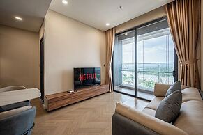 Lumiere Riverside - Luxury Condo District 2