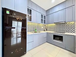 The Sun Avenue - Lalaland & Chill Sky Pool