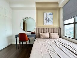 The Sun Avenue - Lalaland & Chill Sky Pool