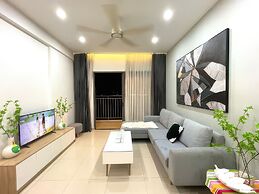 The Sun Avenue - Lalaland & Chill Sky Pool