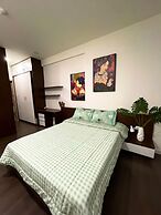 The Sun Avenue - Lalaland & Chill Sky Pool