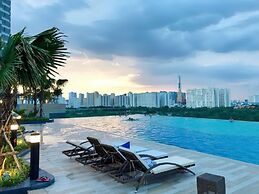 The Sun Avenue - Lalaland & Chill Sky Pool