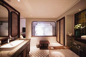 Au Lac Boutique Hotel