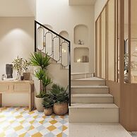 Au Lac Boutique Hotel