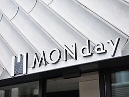 MONday Apart Premium Osaka Namba WEST