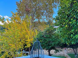 The Old Mill Hotel Lapta