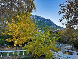 The Old Mill Hotel Lapta