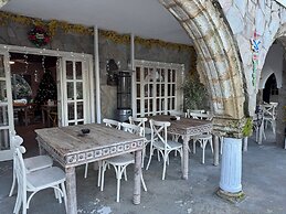 The Old Mill Hotel Lapta