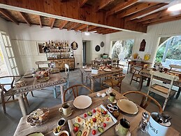 The Old Mill Hotel Lapta