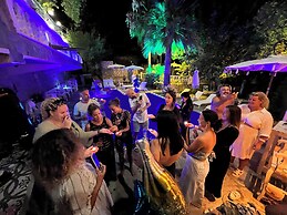 The Old Mill Hotel Lapta