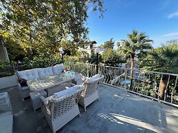 The Old Mill Hotel Lapta