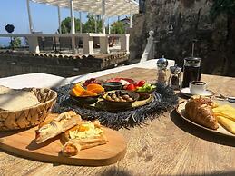 The Old Mill Hotel Lapta