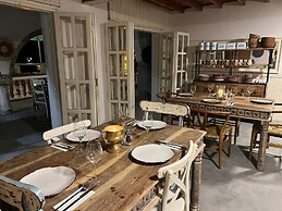 The Old Mill Hotel Lapta