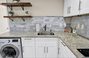 Heart of Buckhead Message Now for Summer Special