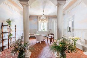 Villa Antica in Lucca