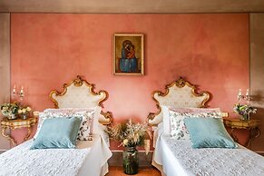 Villa Antica in Lucca