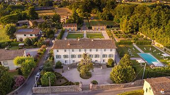 Villa Antica in Lucca
