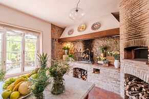 Villa Antica in Lucca