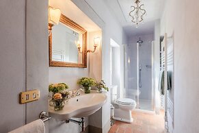 Villa Antica in Lucca