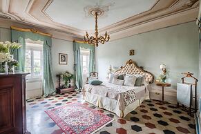 Villa Antica in Lucca