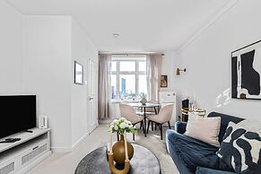 Chic Flat With Stunning City Views