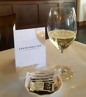 Centennial Inn on Bathurst