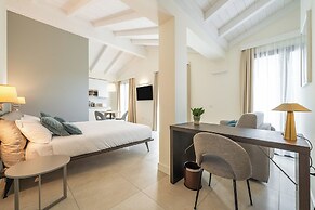 KARALIN SONNINO SUITES