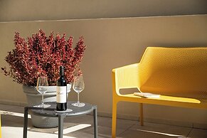 KARALIN SONNINO SUITES