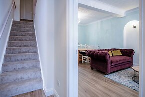 Pink Cottage - 4 Bedrooms & Hot Tub - Tenby