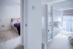 Pink Cottage - 4 Bedrooms & Hot Tub - Tenby