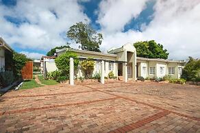 Oak Lodge Guesthouse