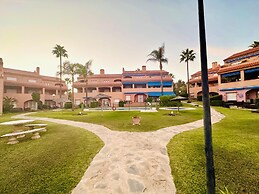 Seaview/pool/garden/kingbed/acbeach/freep