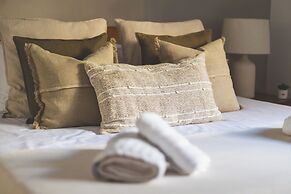 Charmant Appartement au Cœur d'Hydra