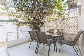 Charmant Appartement au Cœur d'Hydra